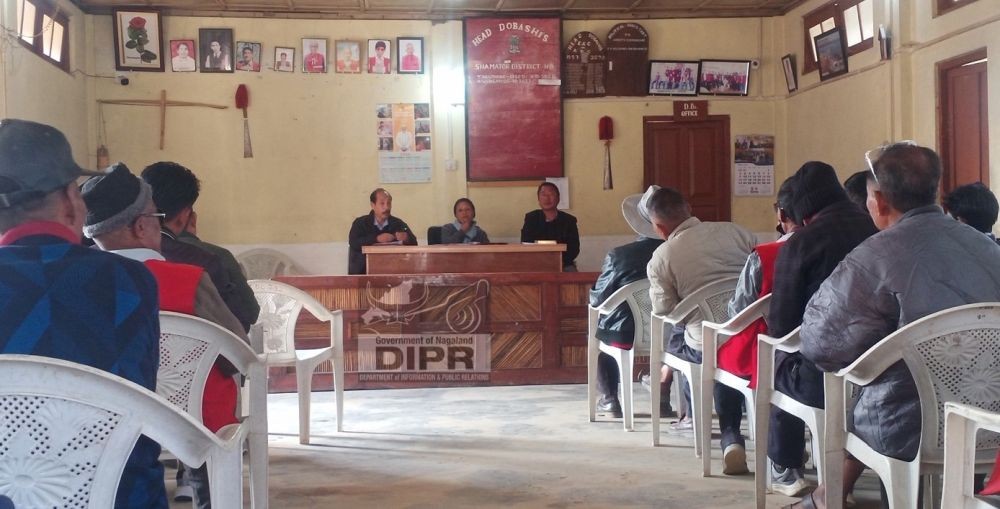 Sarah R Ritse and team during their visit to Shamator town on February 27. (DIPR Photo)